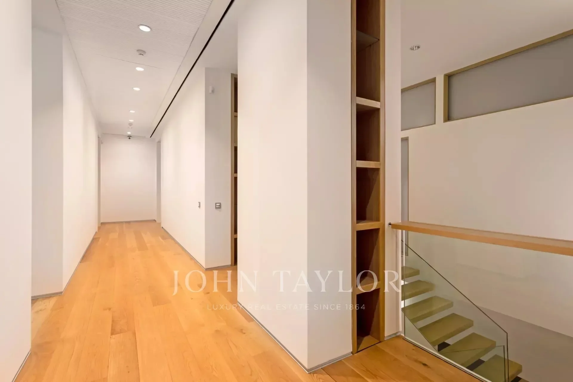 Gallery photo 12
