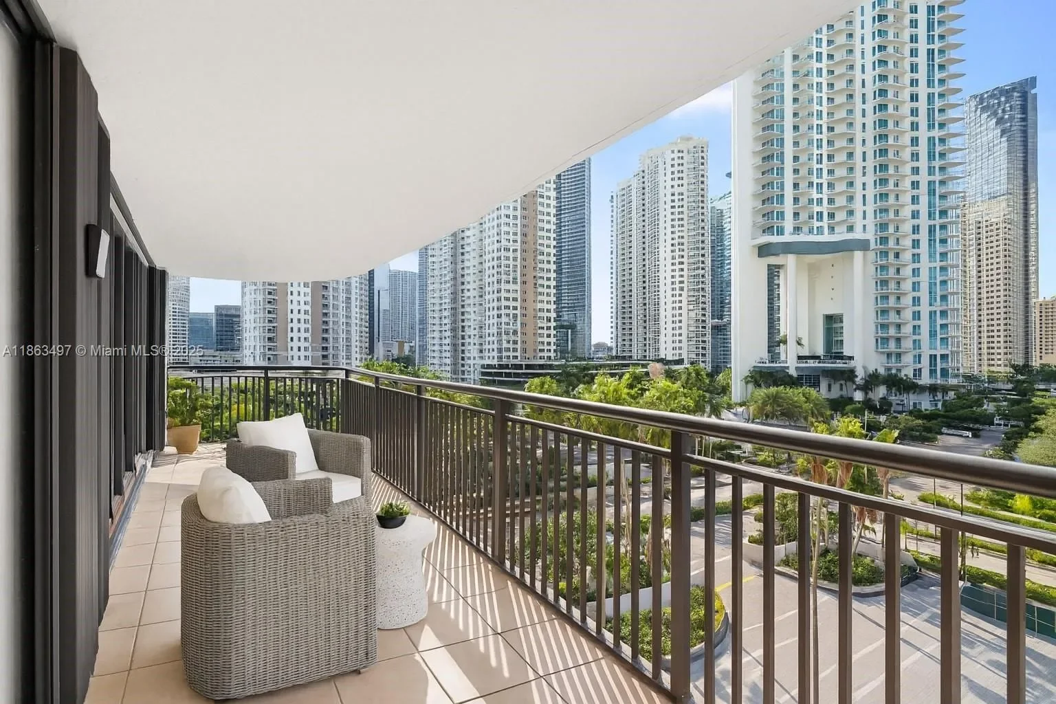 540 Brickell Key Dr, Miami, Florida, United States. - Photo 6