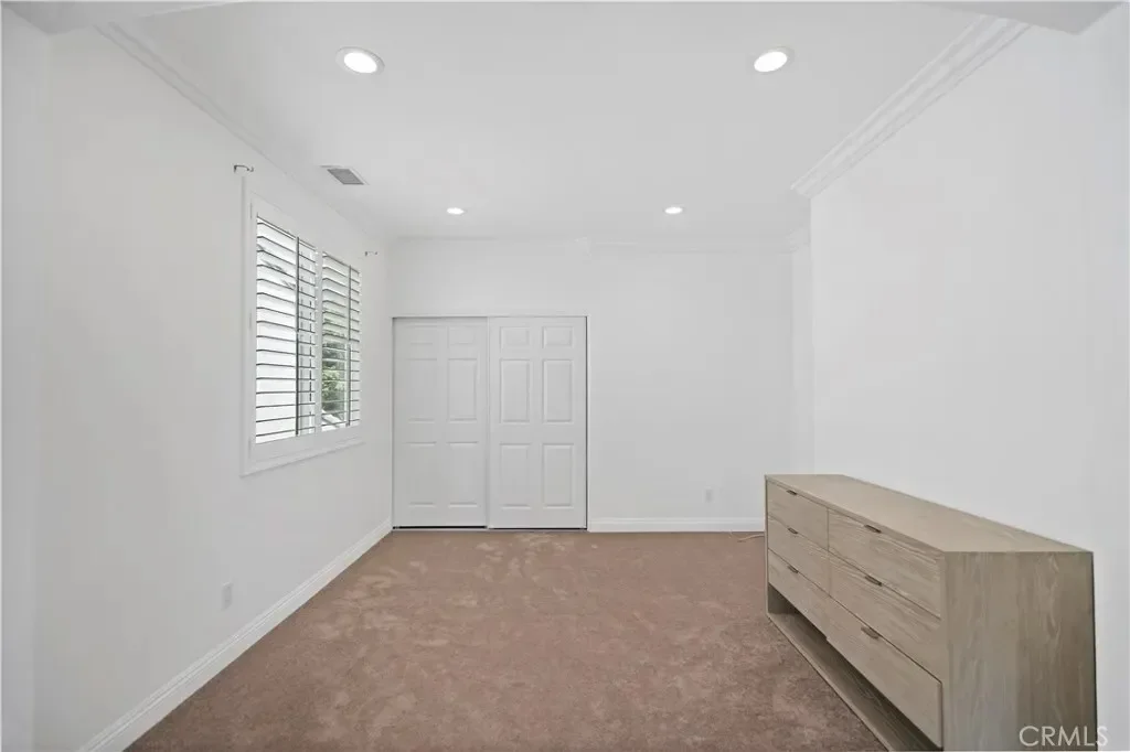 Gallery photo 3