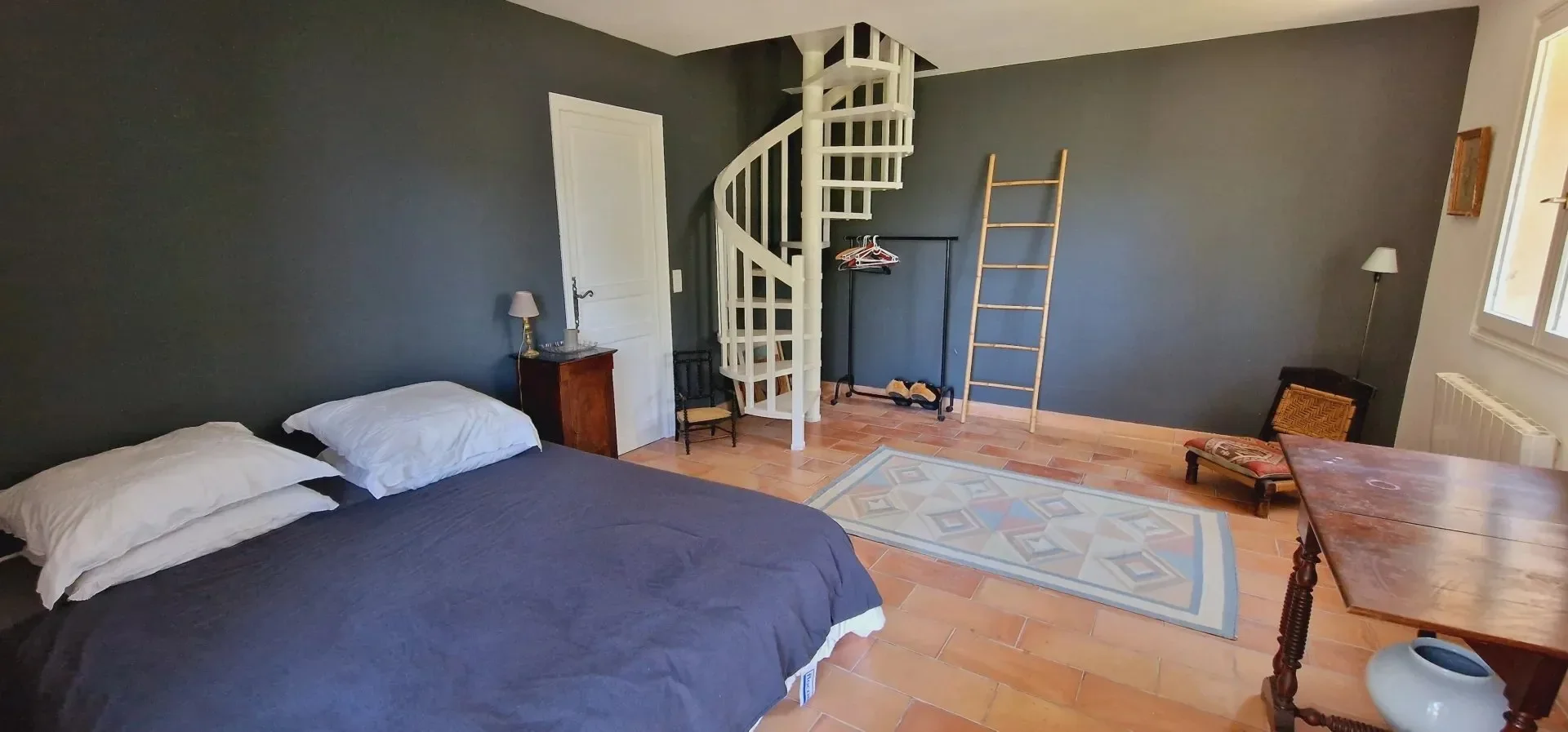 Gallery photo 8