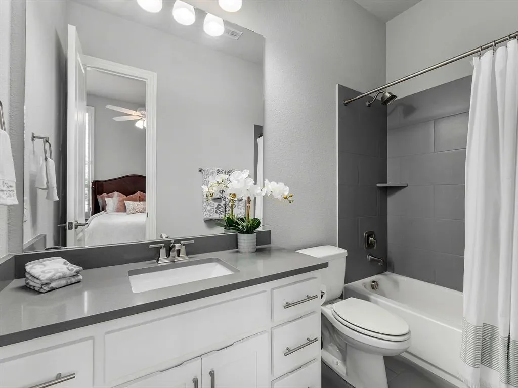 2201 Longmont Lane, Prosper, Texas, United States. - Photo 20