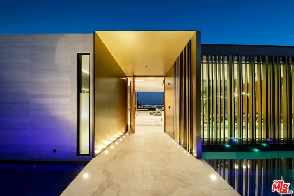 1108 Wallace, Beverly Hills, California, United States. - Photo 31