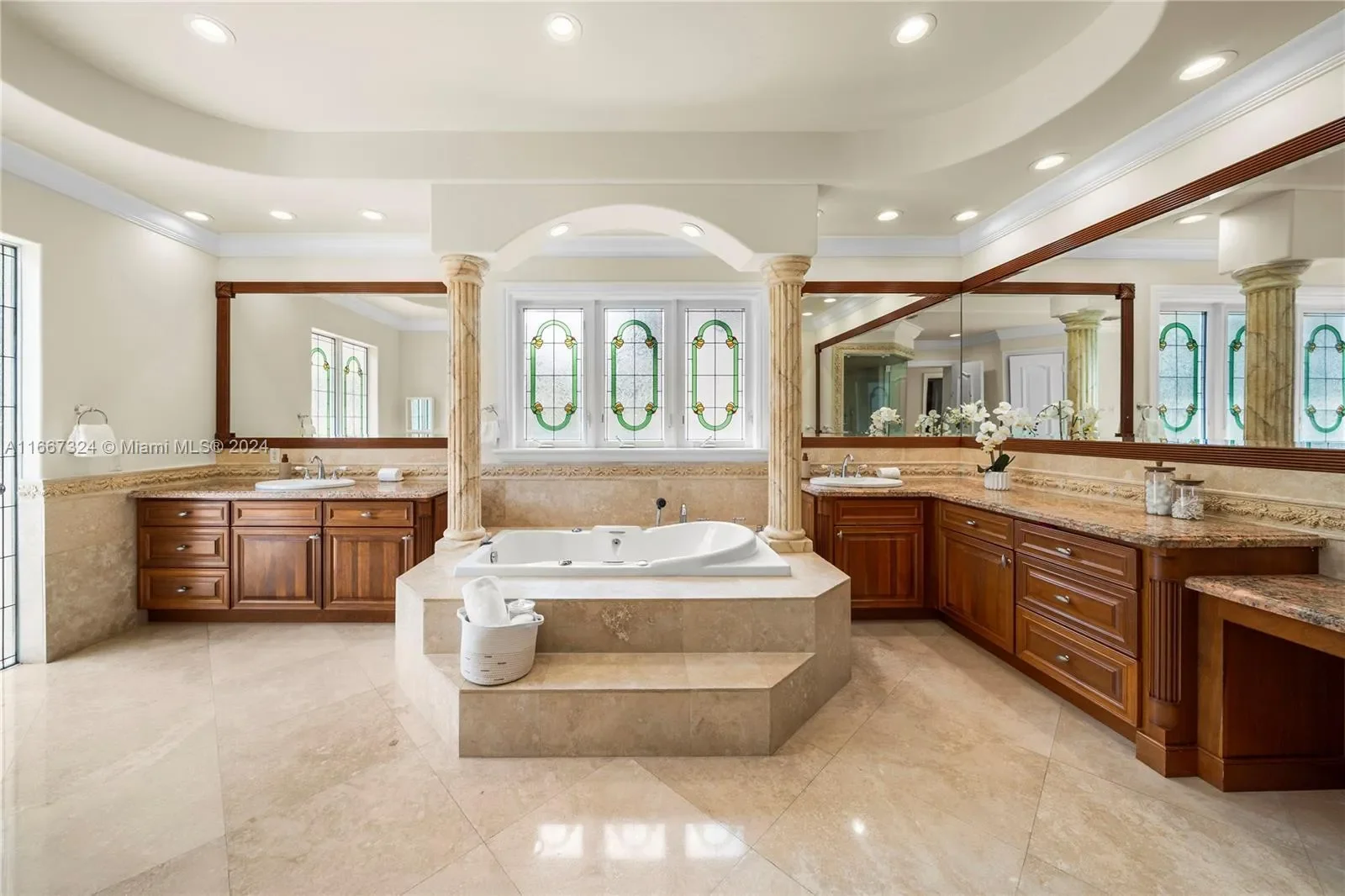 5770 La Luneta Ave, Miami, Florida, United States. - Photo 21