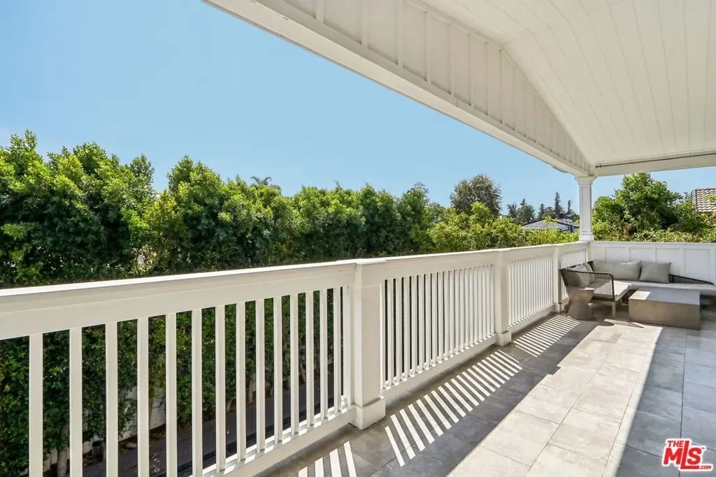 14000 Morrison Street, Los Angeles, California, United States. - Photo 14