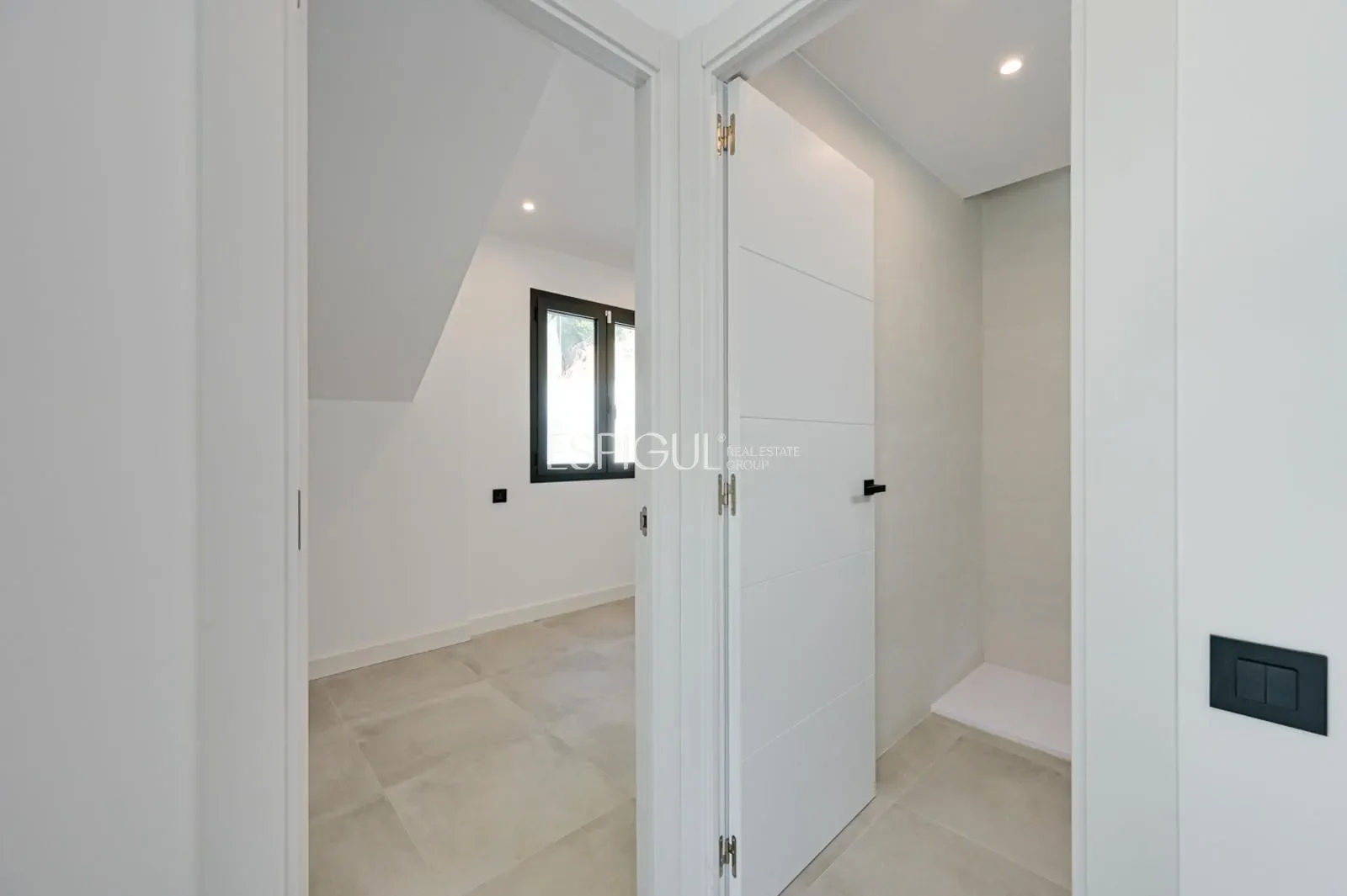 Gallery photo 1