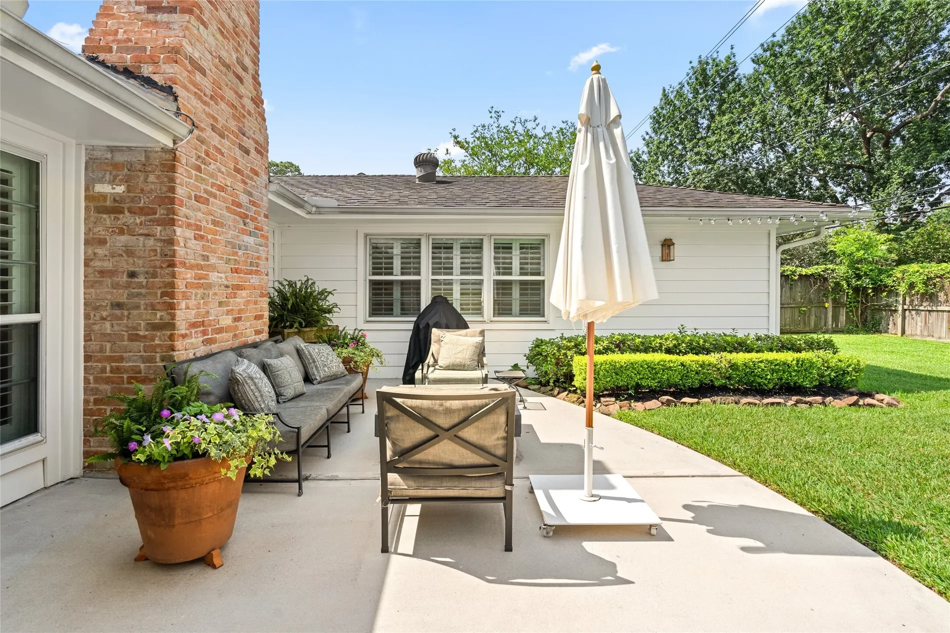 706 Walnut Bend Lane, Houston, TX 77042, Houston, Texas, United States. - Photo 4