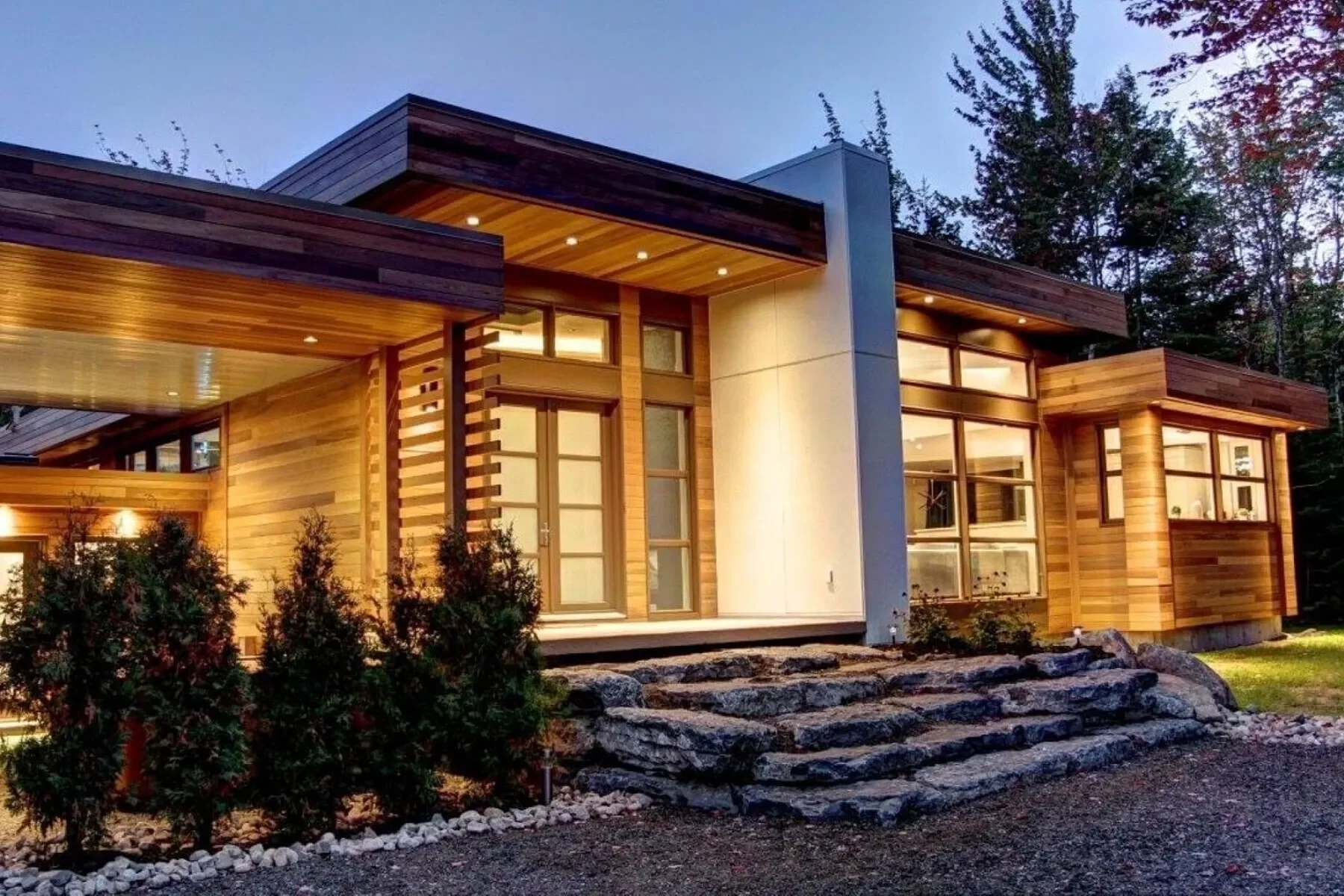 Exterior photo 2