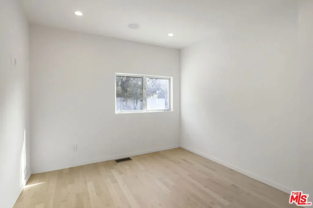 Gallery photo 10