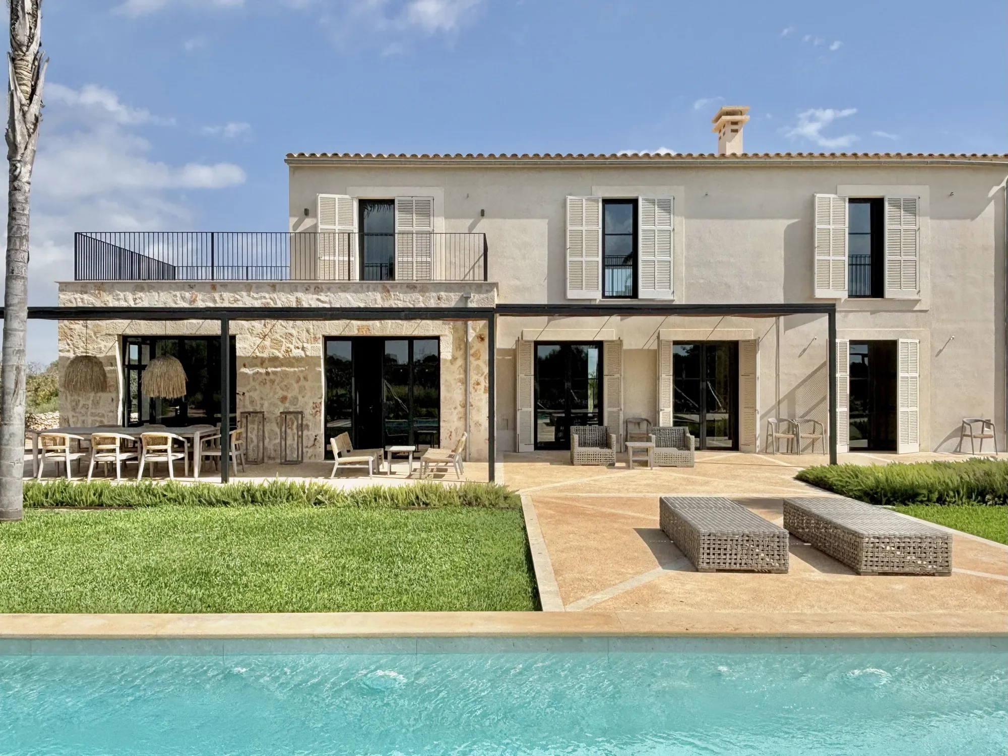 Exterior photo 11
