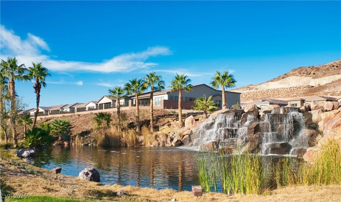 8 Vista Outlook Street, Henderson, Nevada, United States. - Photo 31