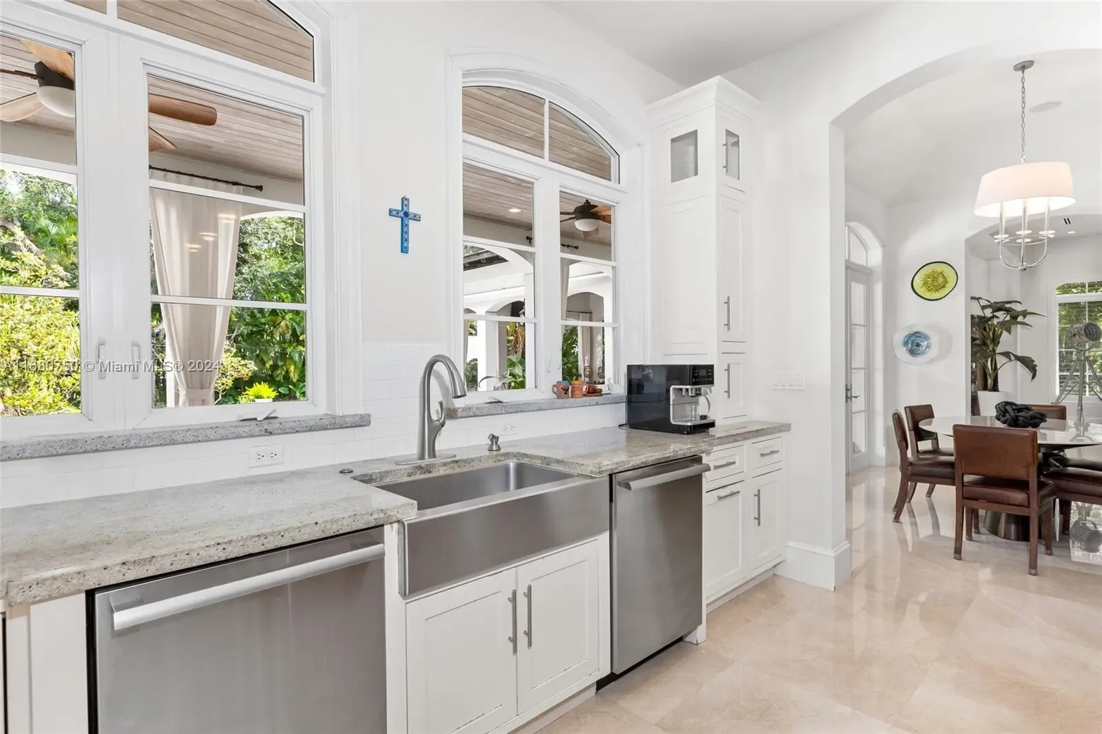 6495 SW 123rd Ter, Coral Gables, Florida, United States. - Photo 19