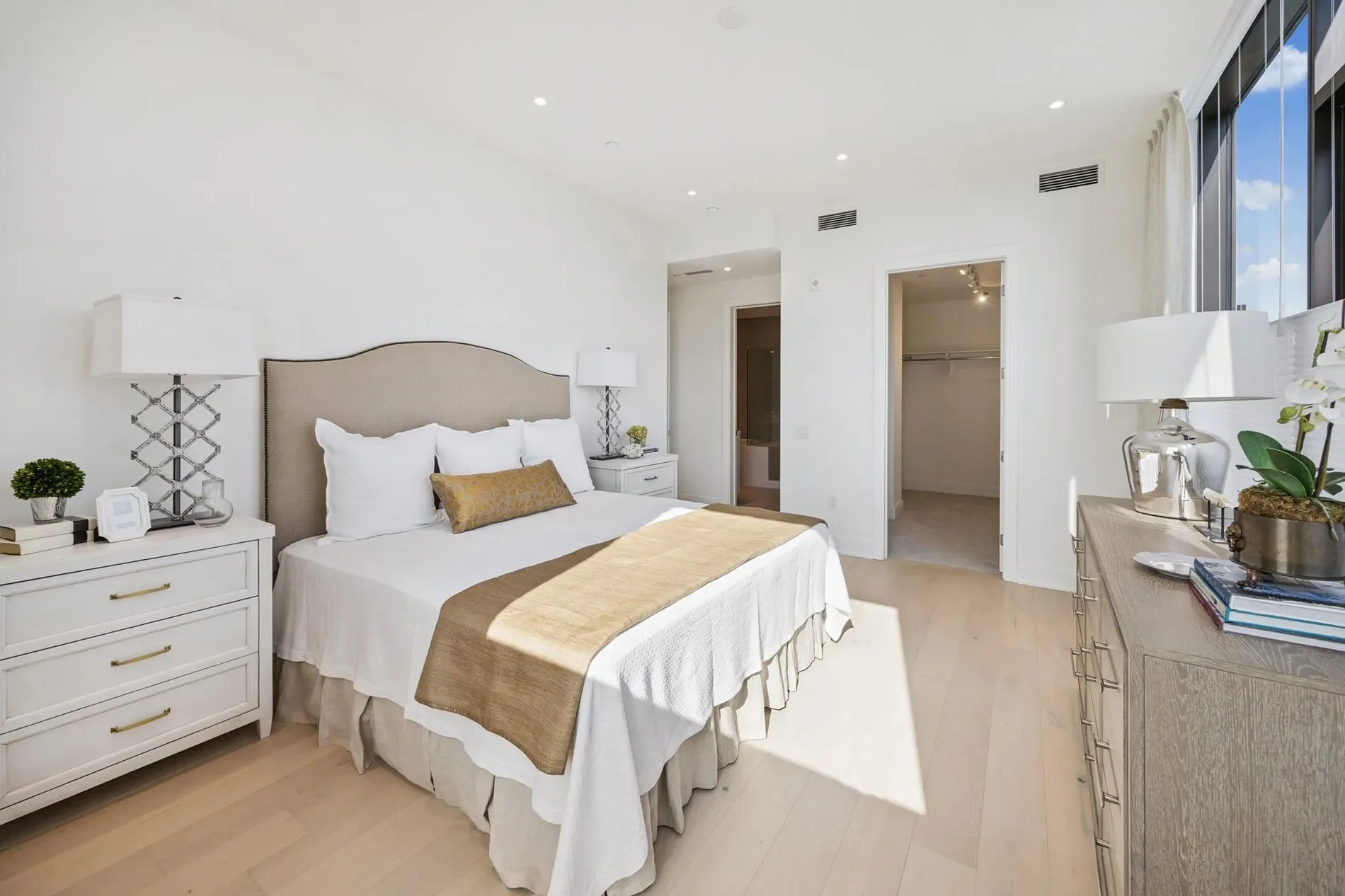 Gallery photo 9