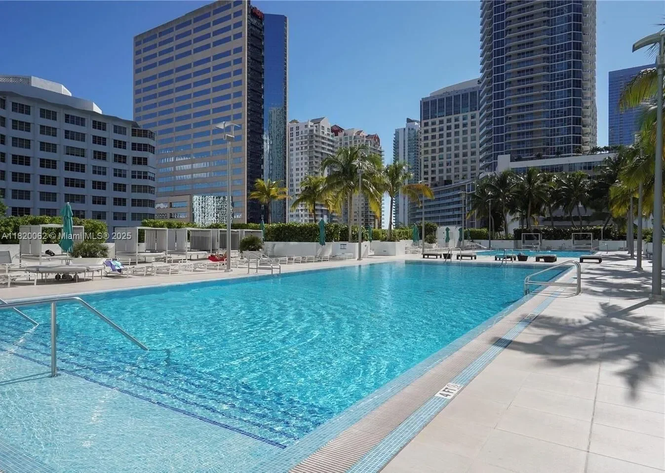 950 Brickell Bay Dr, #3710, Miami, Florida, United States. - Photo 27