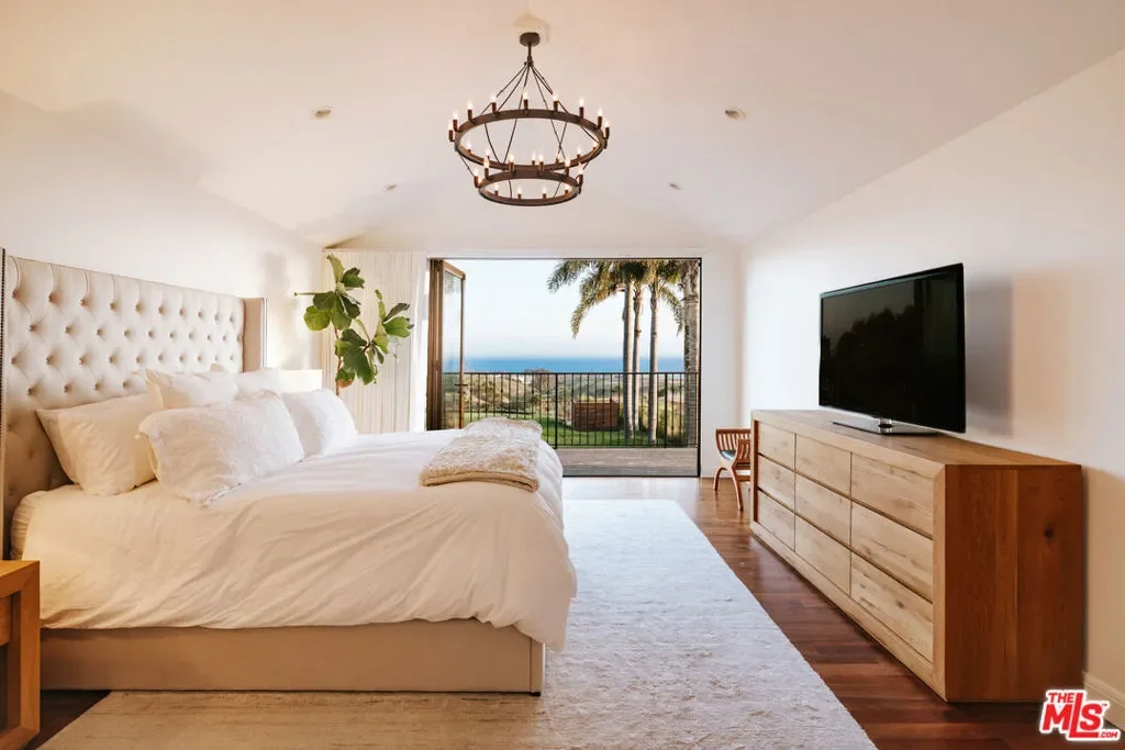 29660 Harvester Road, Malibu, California, United States. - Photo 32