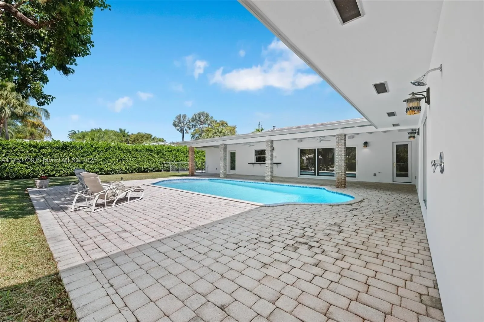 13060 SW 70th Ave, Coral Gables, Florida, United States. - Photo 34