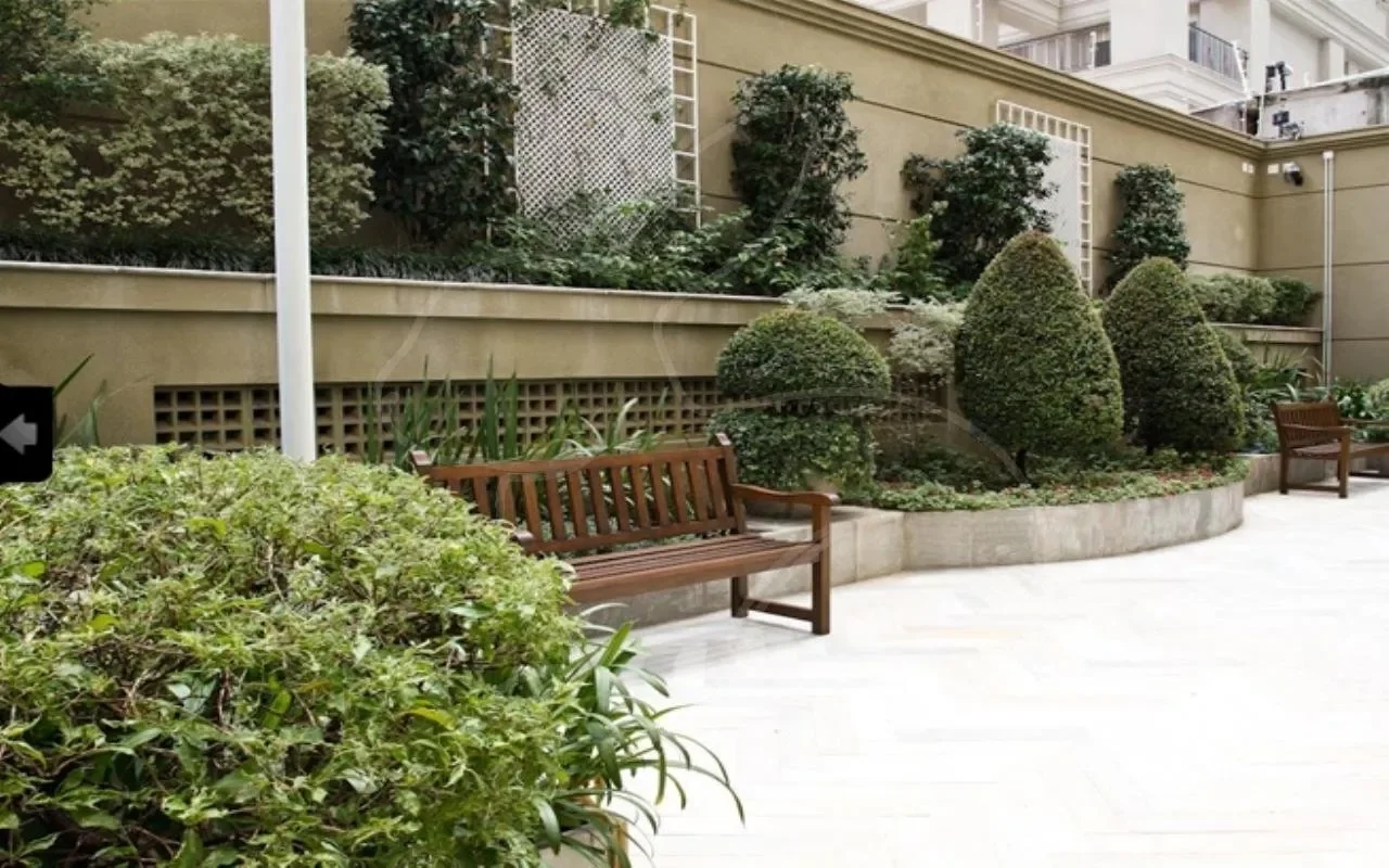 Exterior photo 9