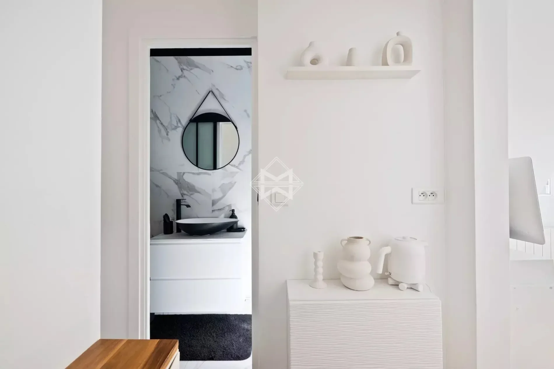 Exclusive: Two-room apartment - Near the Luxembourg Gardens