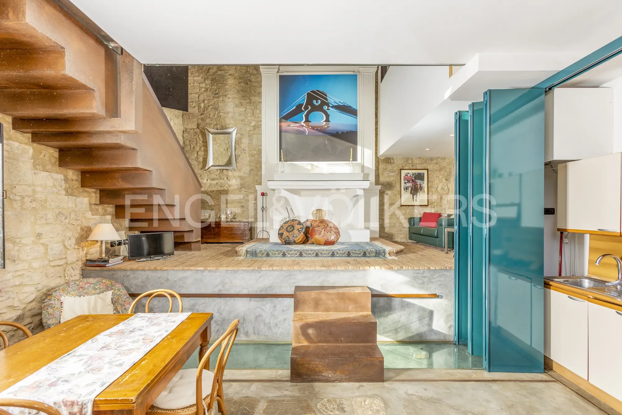 Gallery photo 1