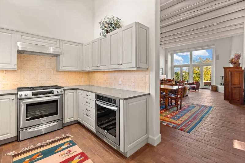 93 Avenida De Las Casas , Santa Fe, NM 87506, Santa Fe, New Mexico, United States. - Photo 51