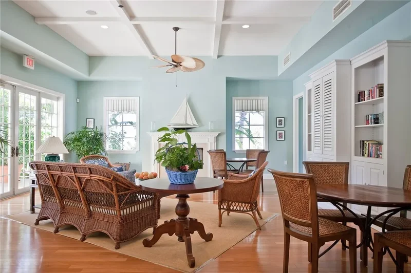 9025 Somerset Bay, Vero Beach, Florida, United States. - Photo 4