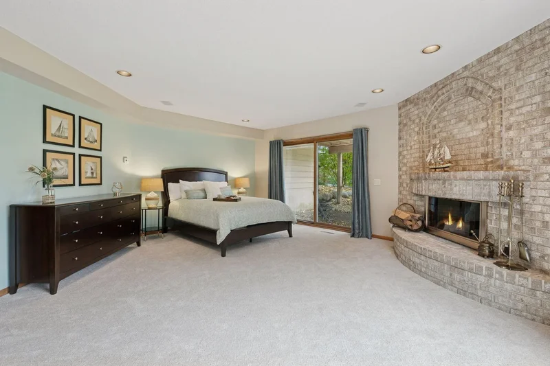7325 Bush Lake Drive, Bloomington, MN 55438, Minneapolis, Minnesota, United States. - Photo 65
