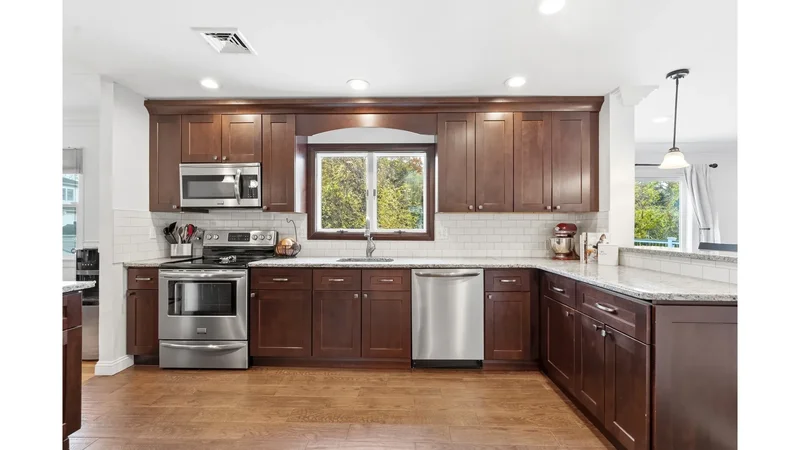 1330 Bea Court, East Meadow, New York, United States. - Photo 5