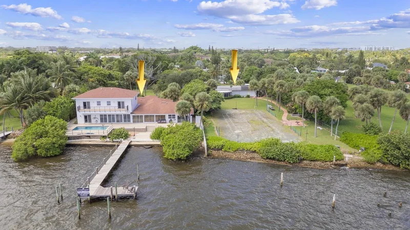 524-530 S Lakeside Drive, Lake Worth, Florida, United States. - Photo 3