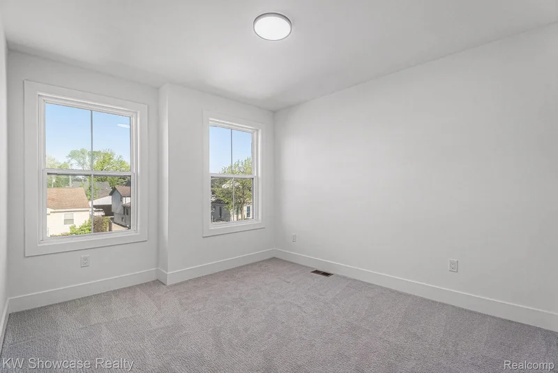 3542 ROYAL Avenue, Berkley, MI 48072, Berkley, Michigan, United States. - Photo 28