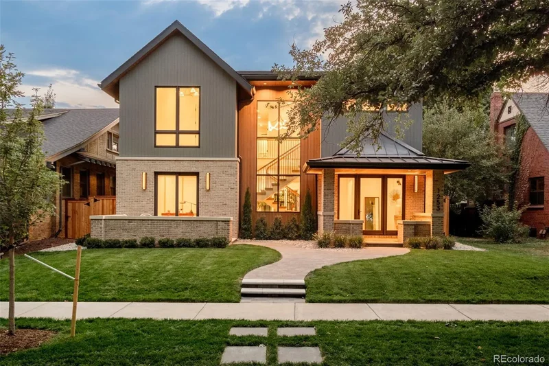 Single Family Residence in Denver