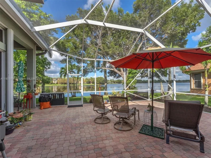 302 NW 120th Dr, Coral Springs, FL 33071, Coral Springs, Florida, United States. - Photo 7