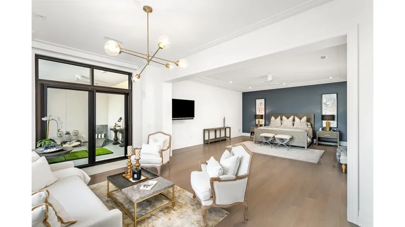 6017 Memorial, Houston, Texas, United States. - Photo 6
