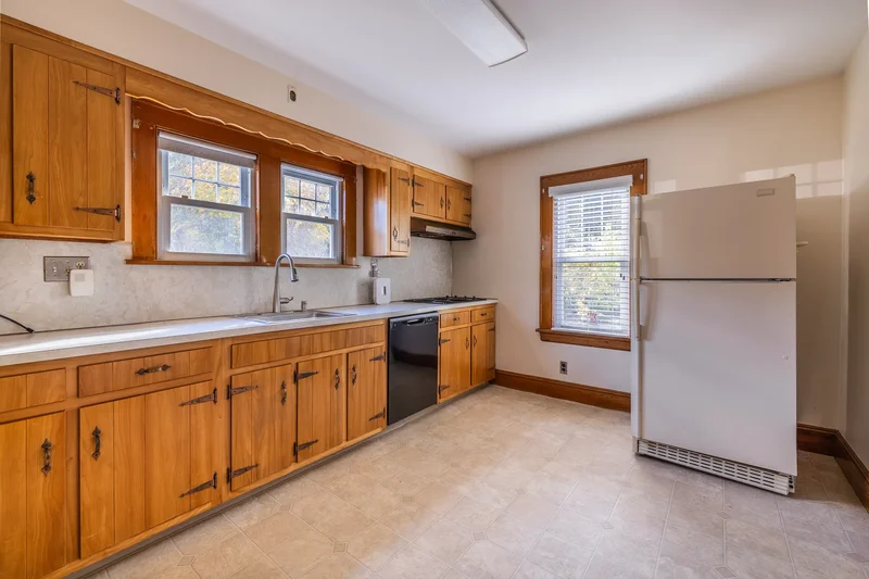 356 & 358 Long Hill Avenue, Shelton, CT 06484, Shelton, Connecticut, United States. - Photo 9