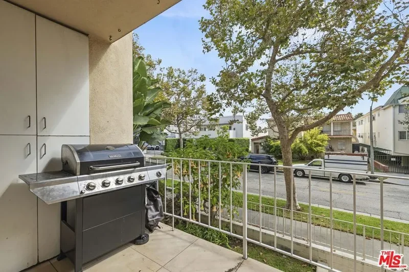 423 S Rexford Drive 106, Beverly Hills, California, United States. - Photo 15
