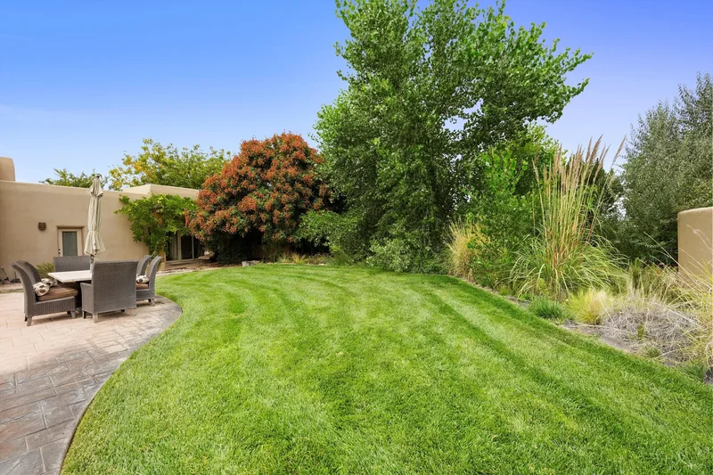 11 KOONTZ Road, Corrales, NM 87048, Corrales, New Mexico, United States. - Photo 63