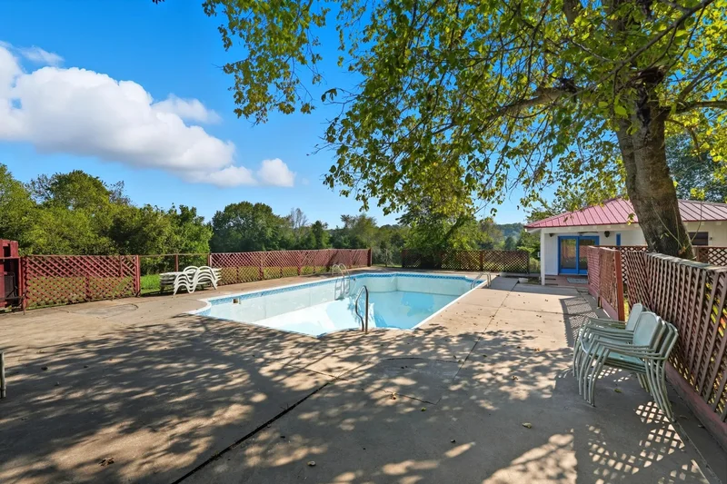 Forsyth, Missouri, United States. - Photo 56