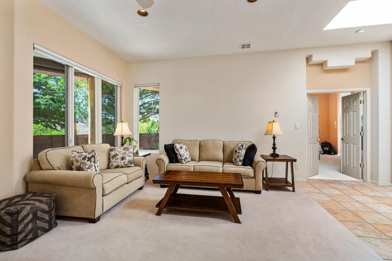 12116 Coral Dawn Road NE, Albuquerque, NM 87122, Albuquerque, New Mexico, United States. - Photo 17