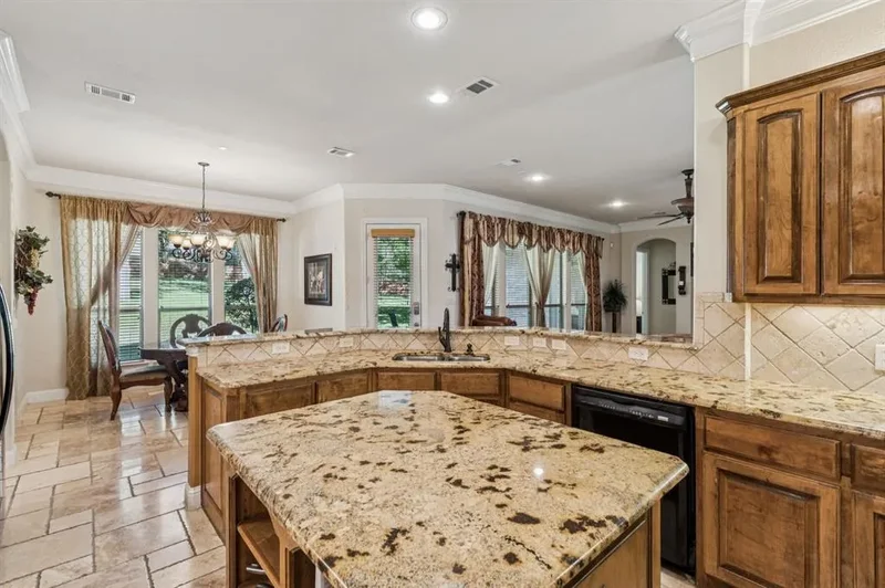 2221 Southern Oaks Drive, Cedar Hill, Texas, United States. - Photo 12