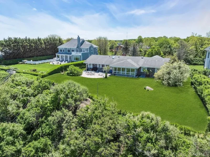 2100 Sound Drive, Greenport West, New York, United States. - Photo 15