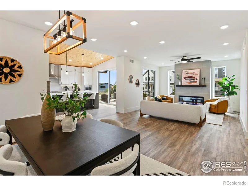955 Arapahoe Circle, Lafayette, Colorado, United States. - Photo 14