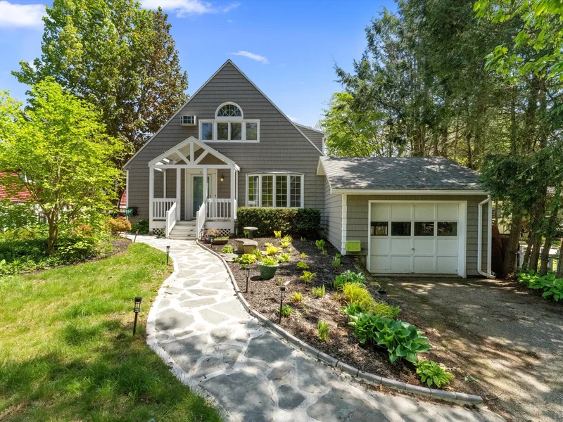 91 Lake Shore Drive , West Brookfield, MA 01585, West Brookfield, Massachusetts, United States. - Photo 6