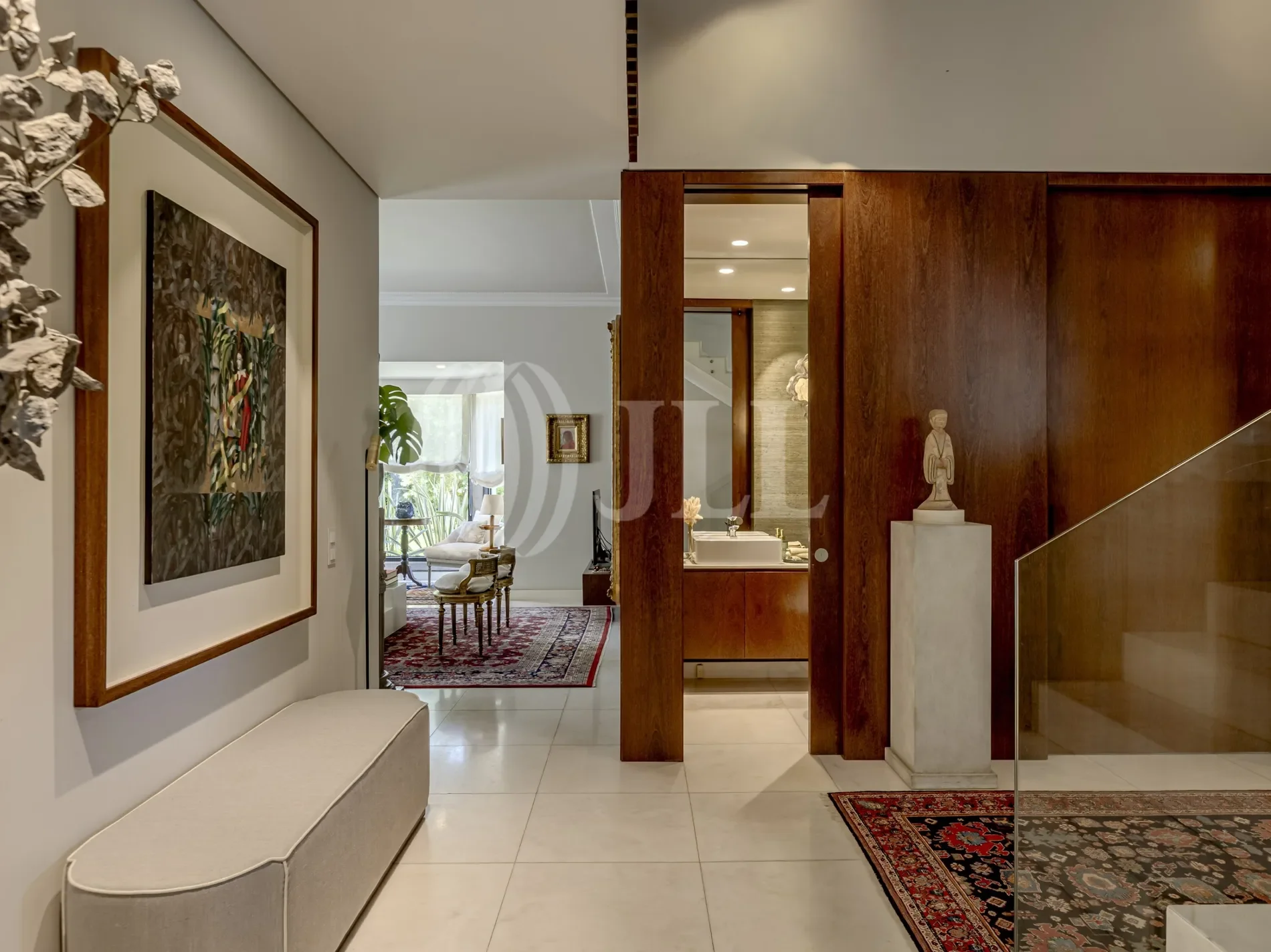 Gallery photo 9