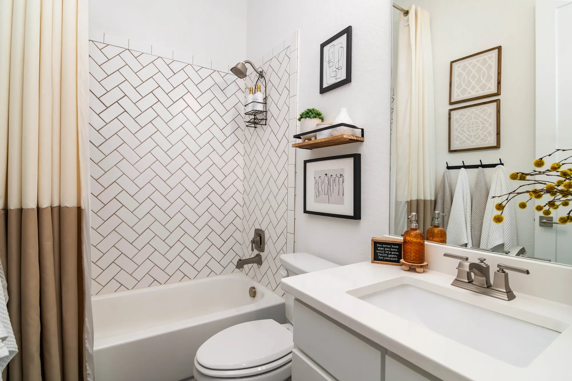 7054 Cantera Manor , San Antonio, TX 78256, San Antonio, Texas, United States. - Photo 2