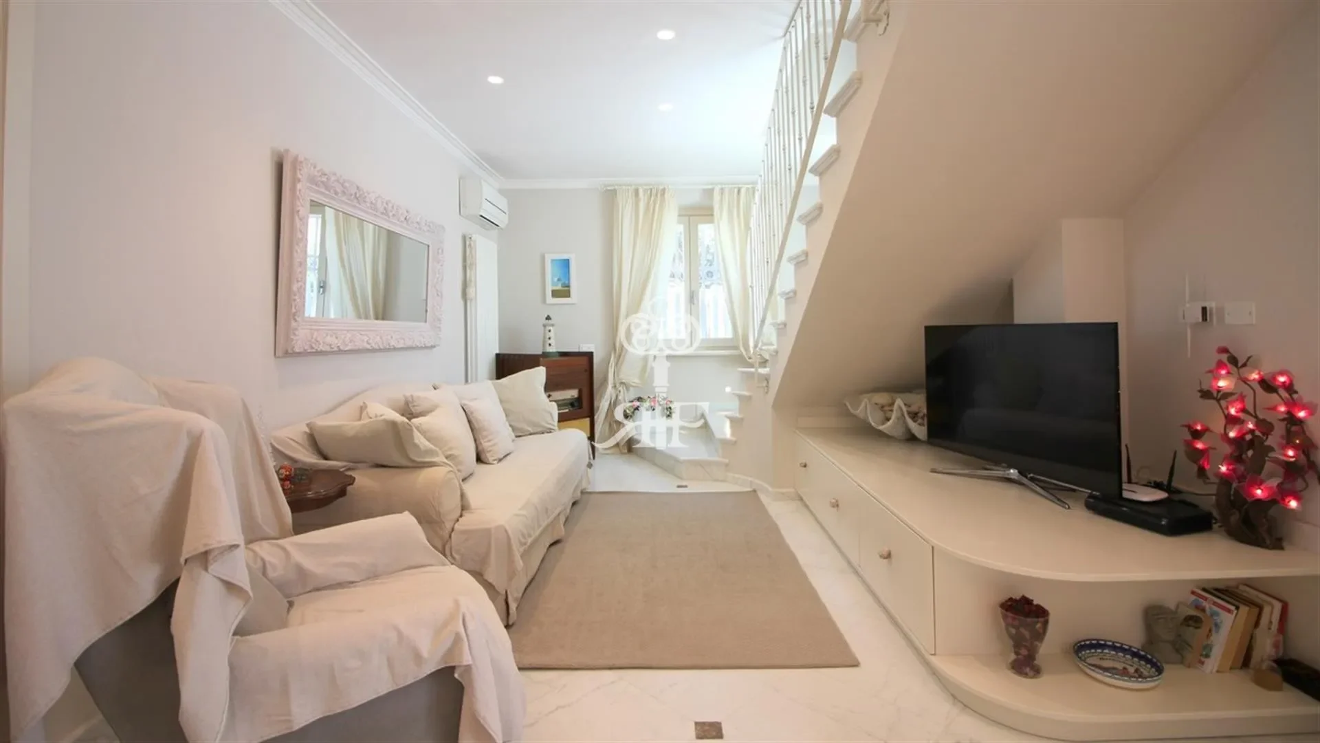 Gallery photo 6