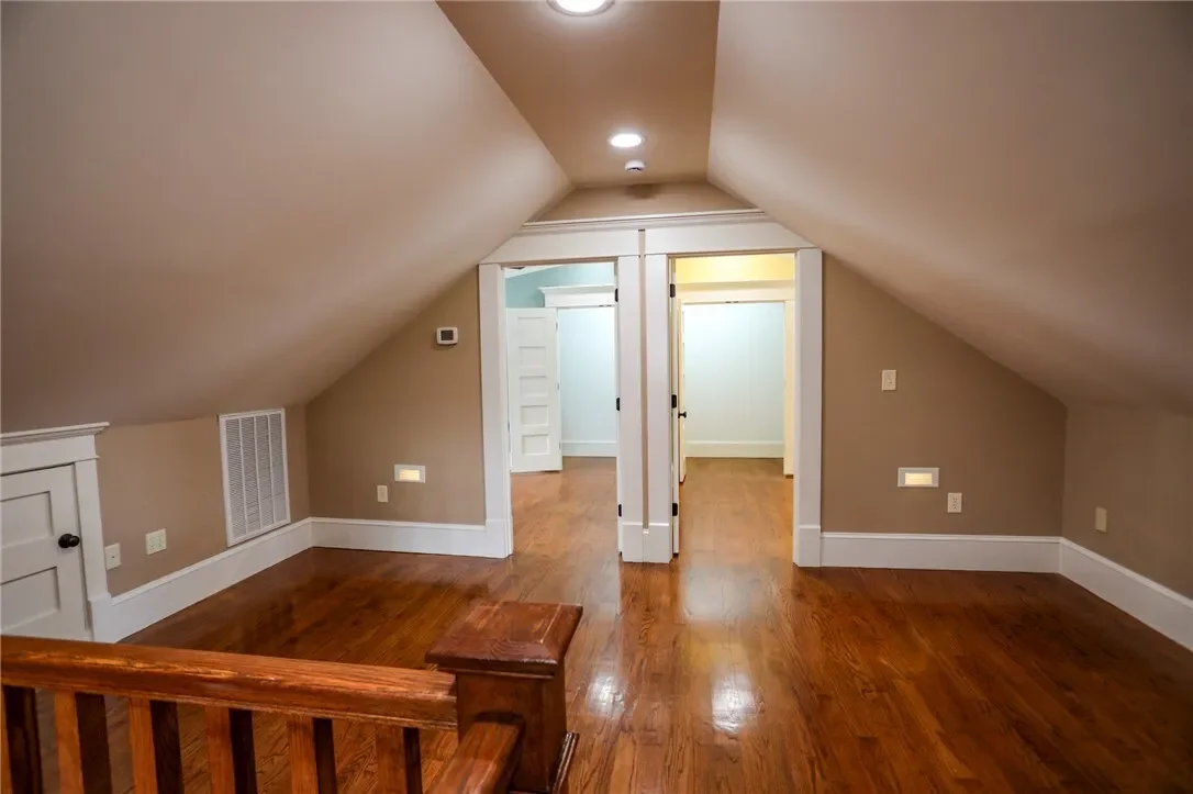 Gallery photo 4