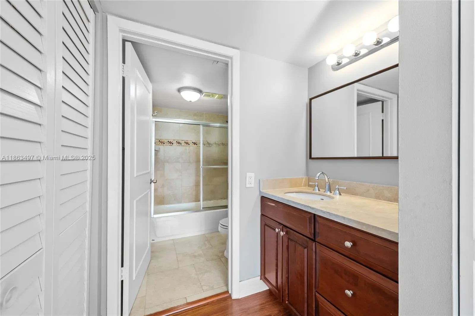 540 Brickell Key Dr, Miami, Florida, United States. - Photo 14