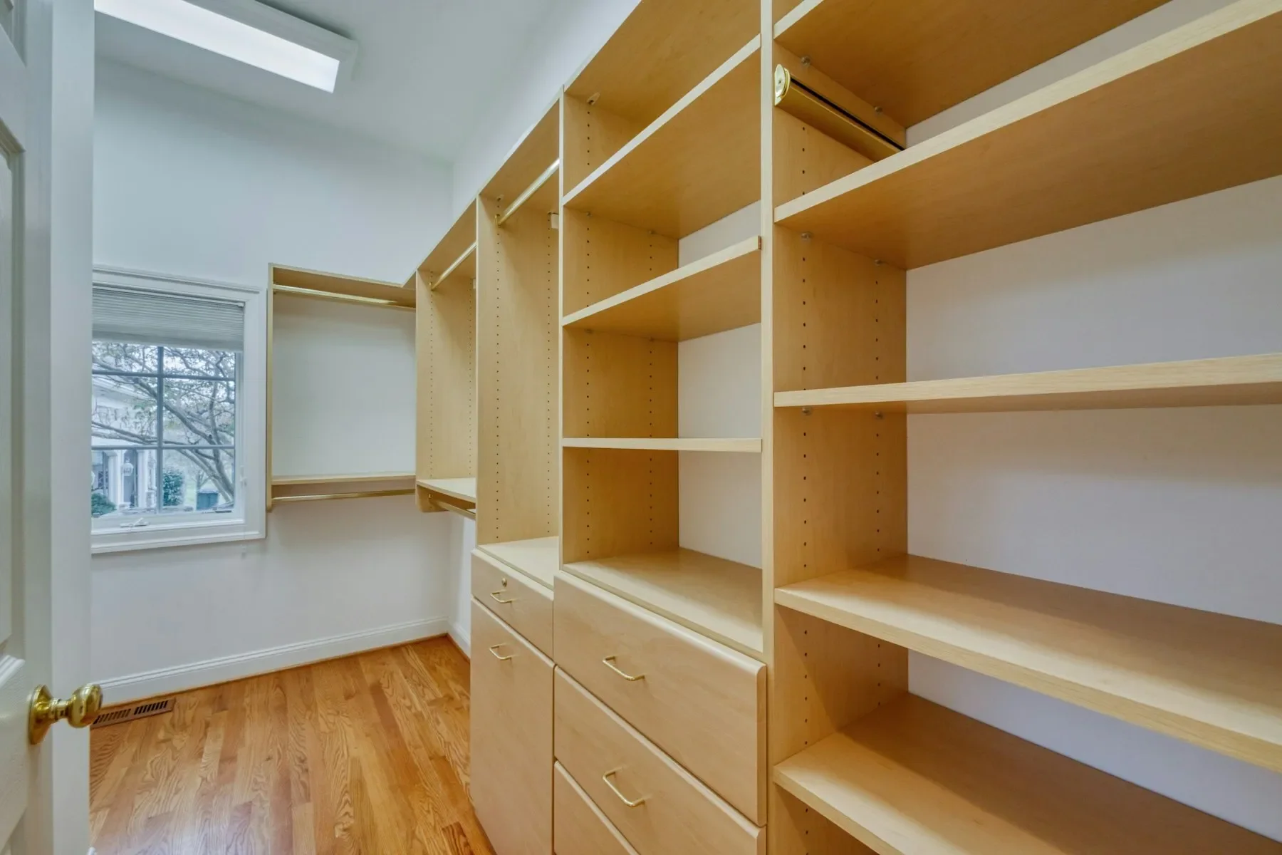 17061 Spring Creek Lane , Leesburg, VA 20176, Leesburg, Virginia, United States. - Photo 21
