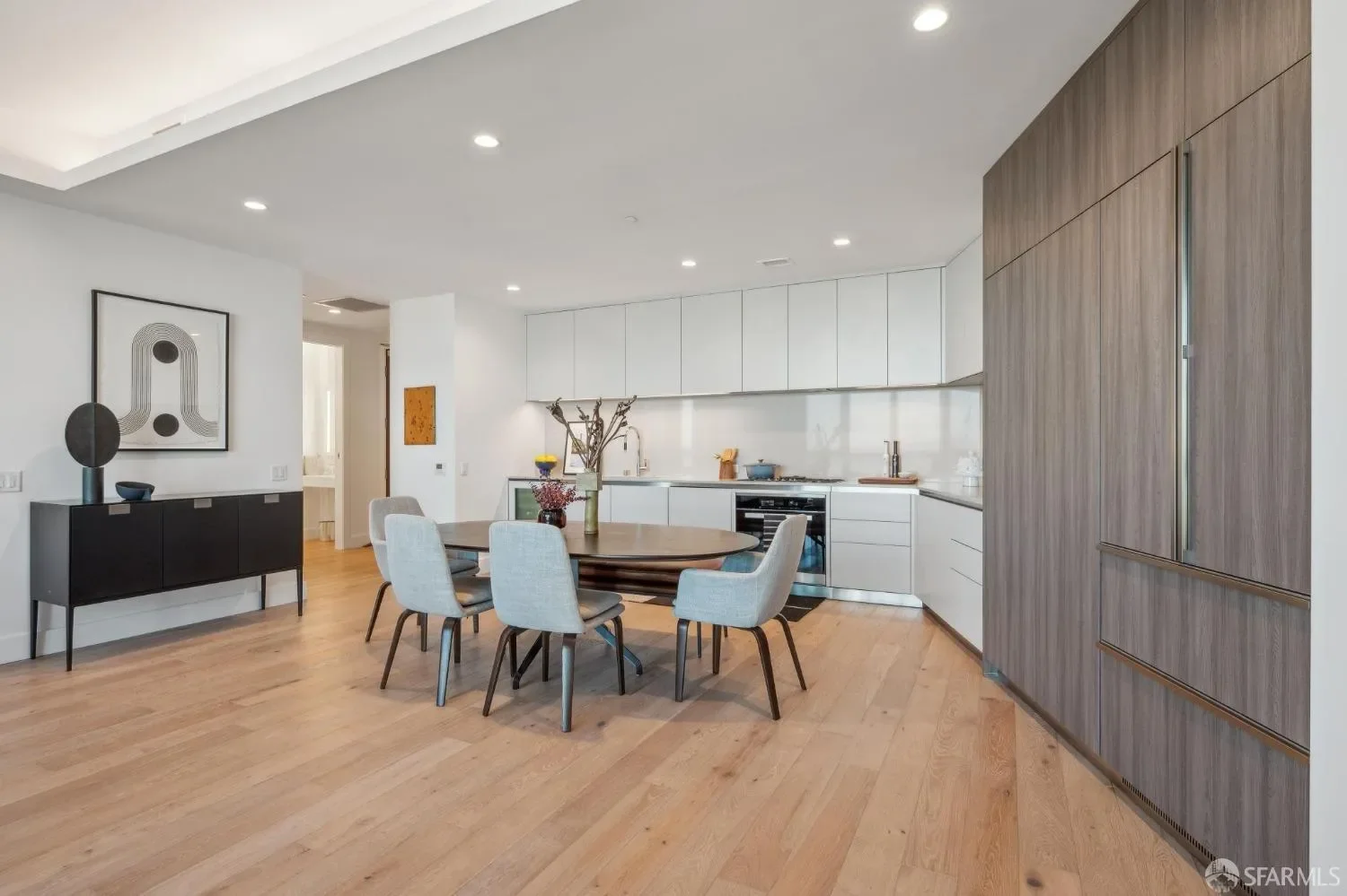 1 Bristol Court 106, San Francisco, California, United States. - Photo 3