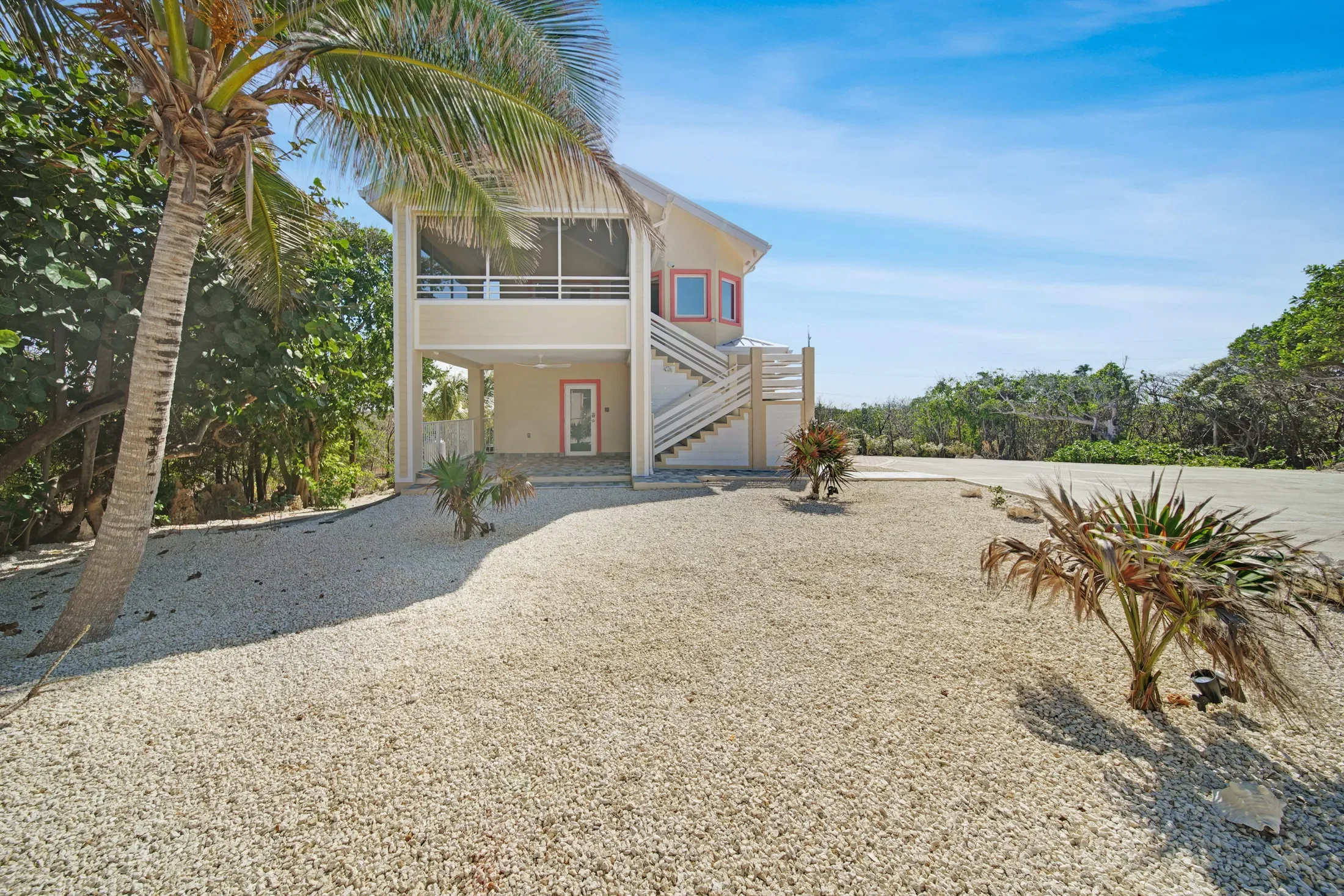 Exterior photo 10