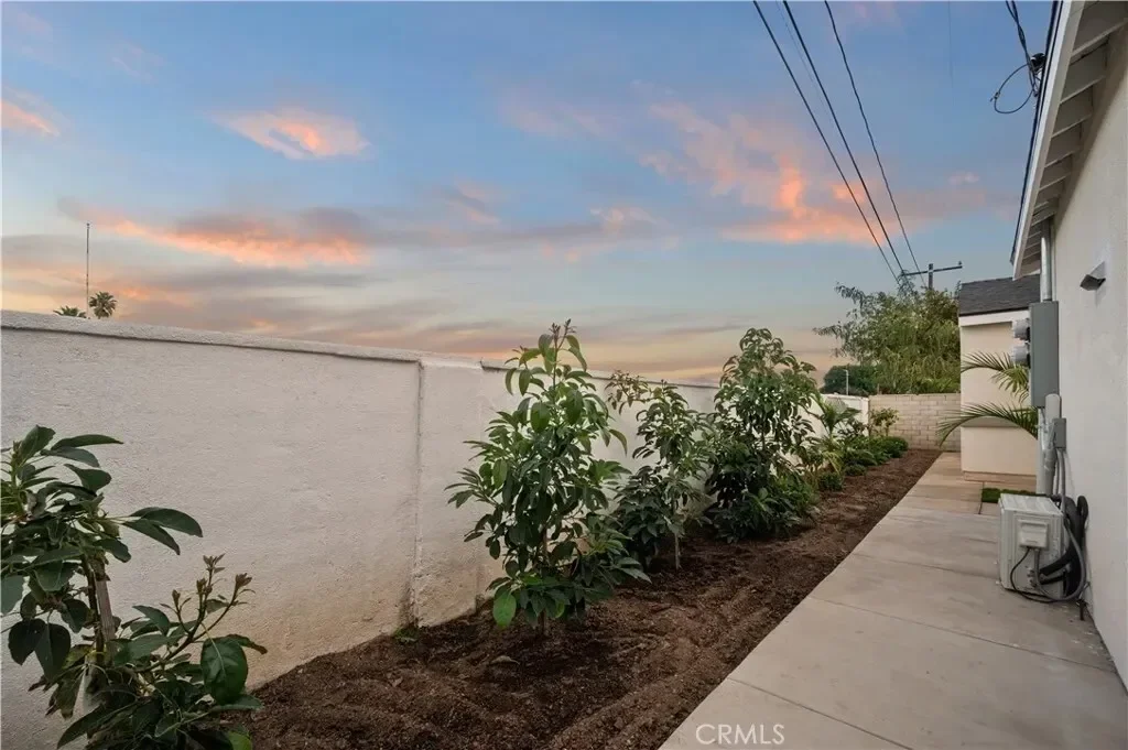638 N Buttonwood, Orange, California, United States. - Photo 47