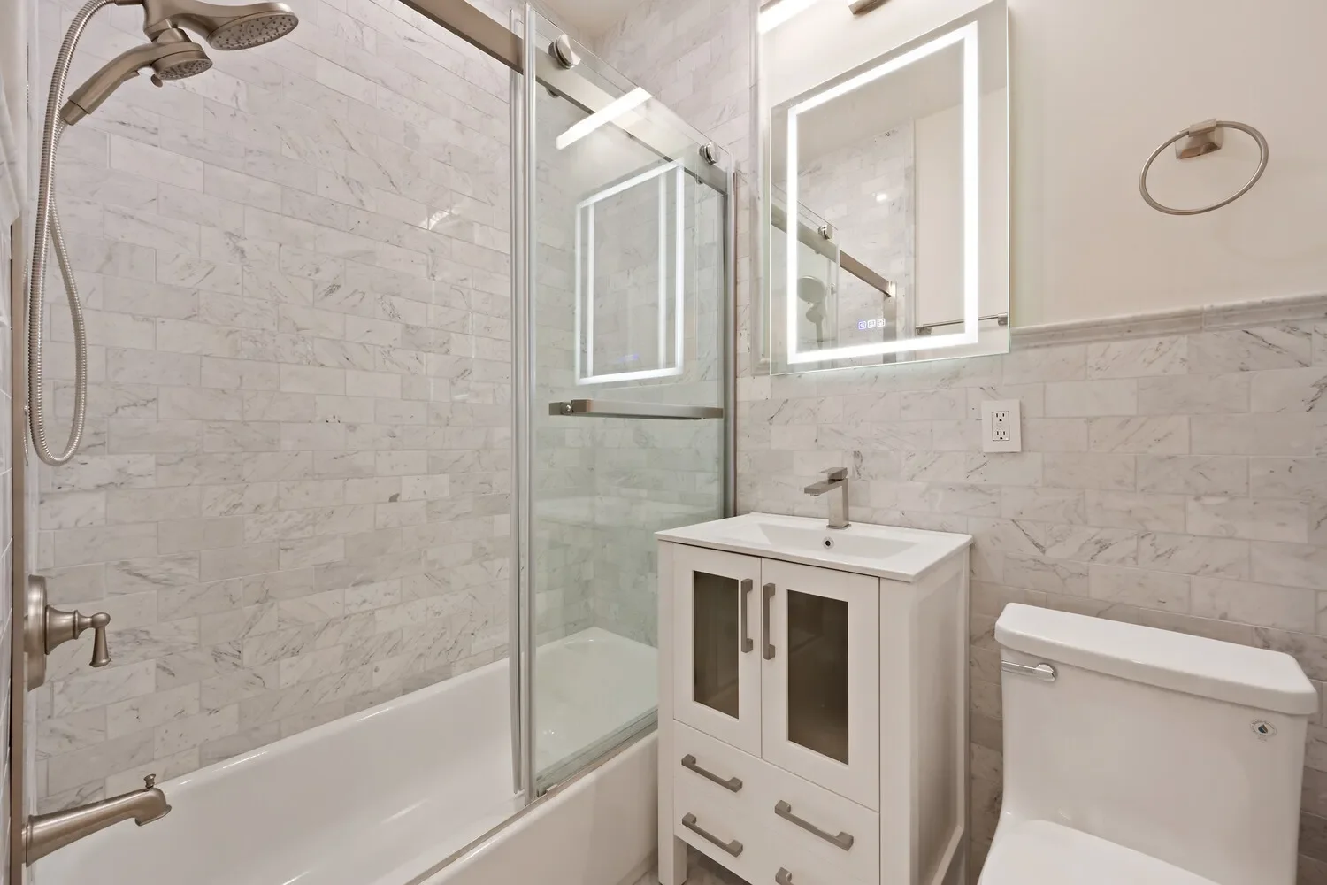 6 W 71ST ST, New York, New York, United States. - Photo 4